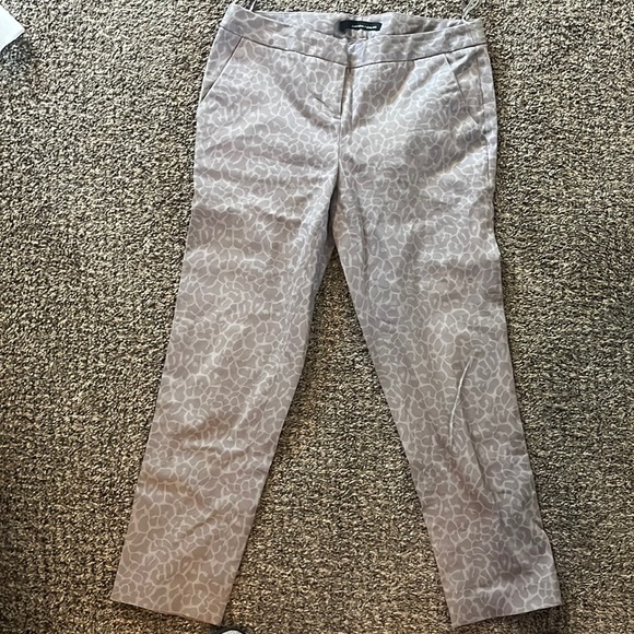 Amanda and Chelsea pants - Picture 1 of 2